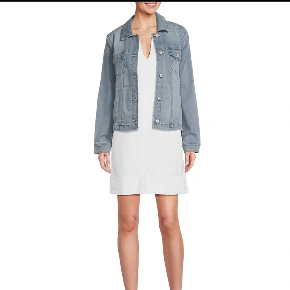 Tommy Bahama
Leila Stretch Twill Woven Notch Collar Denim
Jacket - Picture 3 of 5